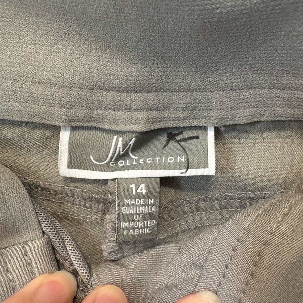 JM Collection Elegant Gray Trousers. Size 14. Elastic waist with belt loops. - Picture 2 of 10